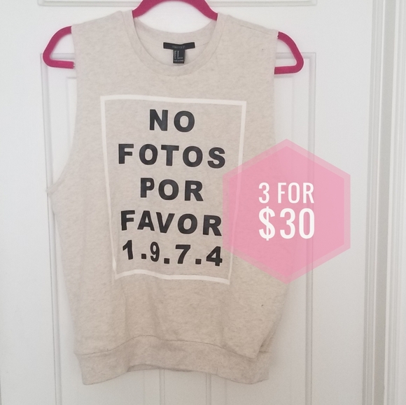 Forever 21 Sleeveless Graphic Tee - Picture 1 of 4